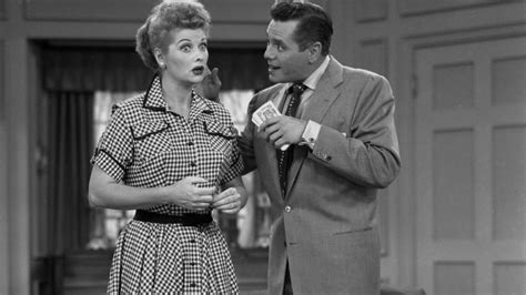  I Love Lucy - 1950'lerde Klasik Bir Amerikan Sitkomu ve Efsanevi Oyunculuk Performansları!